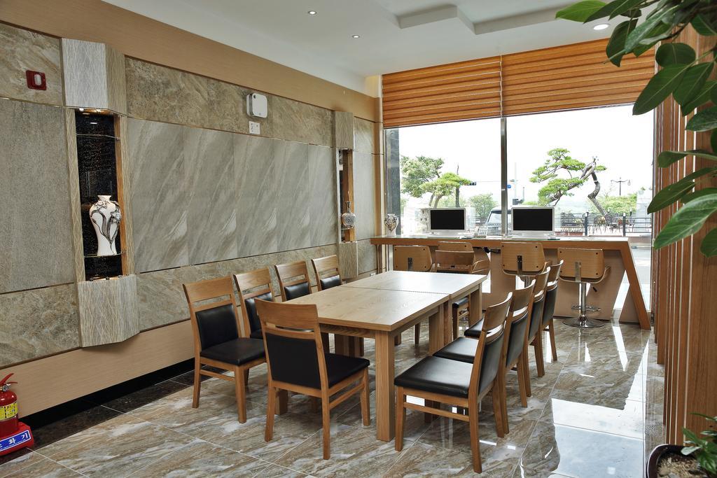 Arisu Gyeongju Hotel Екстериор снимка