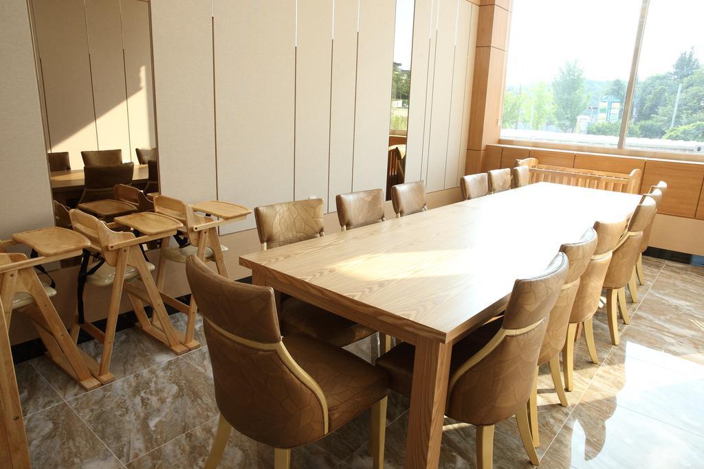 Arisu Gyeongju Hotel Екстериор снимка