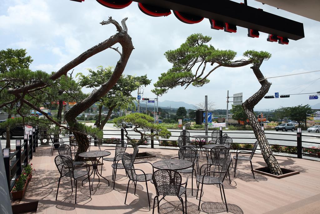 Arisu Gyeongju Hotel Екстериор снимка